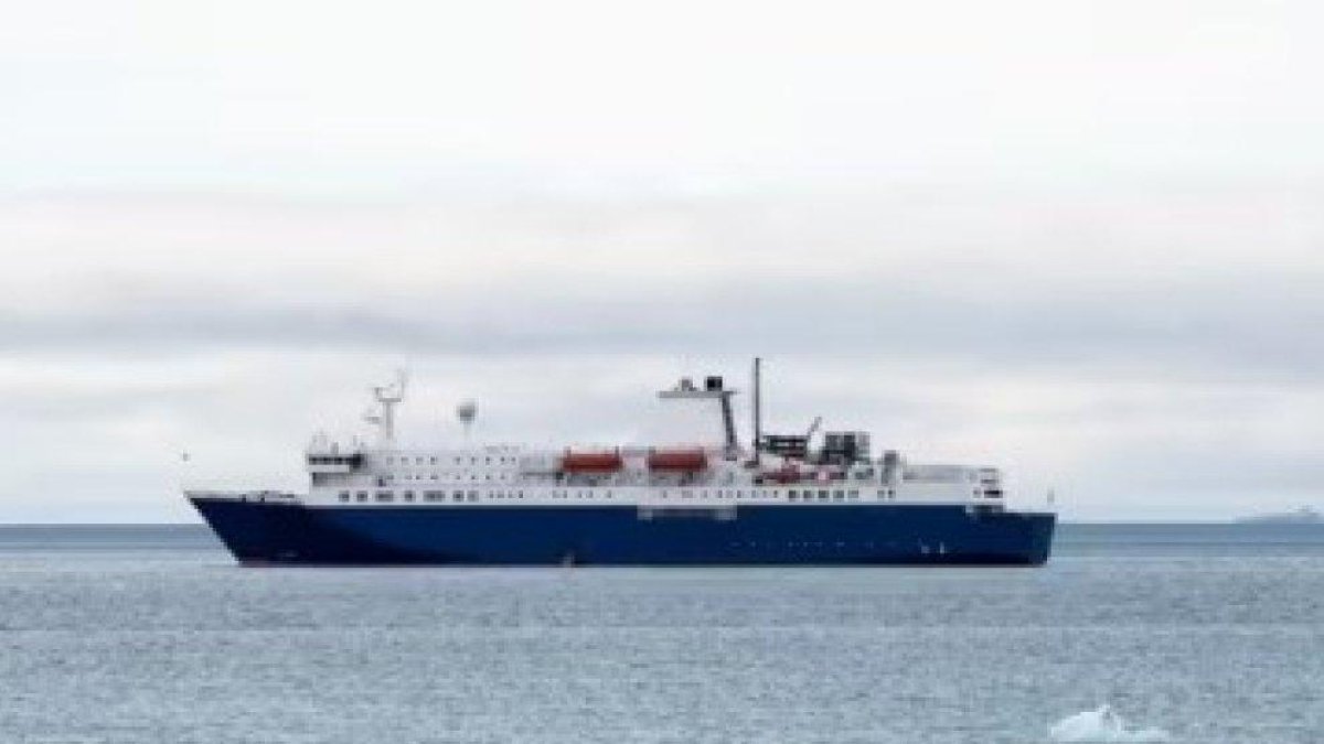 El crucero afectado por hantavirus en el que viaja un burgalés.