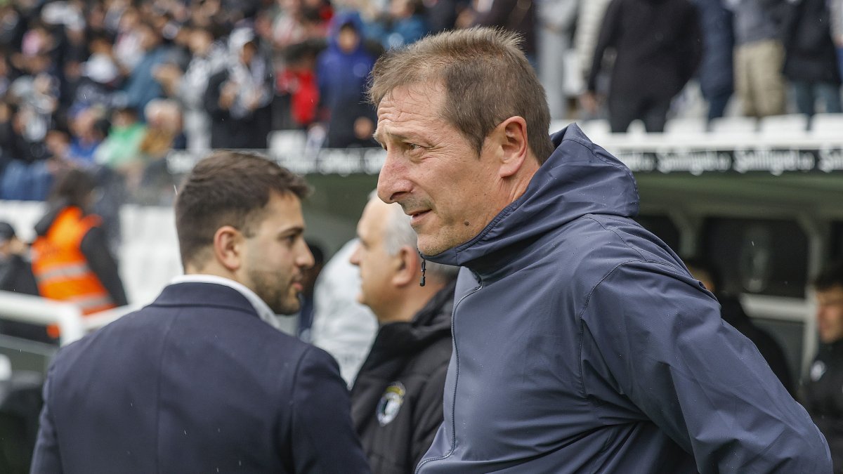 Ramis, antes del comienzo del partido contra el Almería.