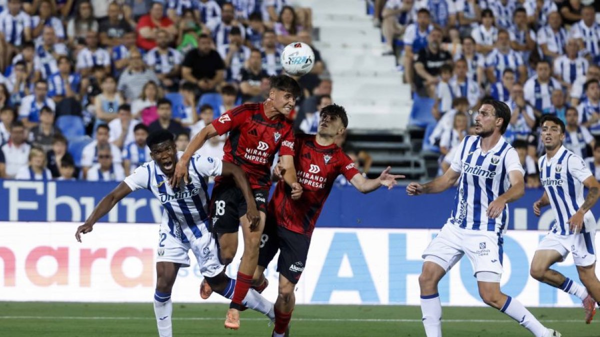 Imagen del partido entre el Leganés y el Mirandés.
