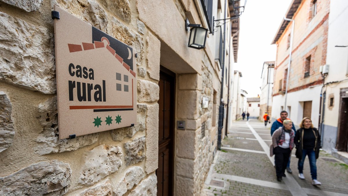 El pasado mes de abril constaban en activo 381 establecimientos de turismo rural en Burgos.