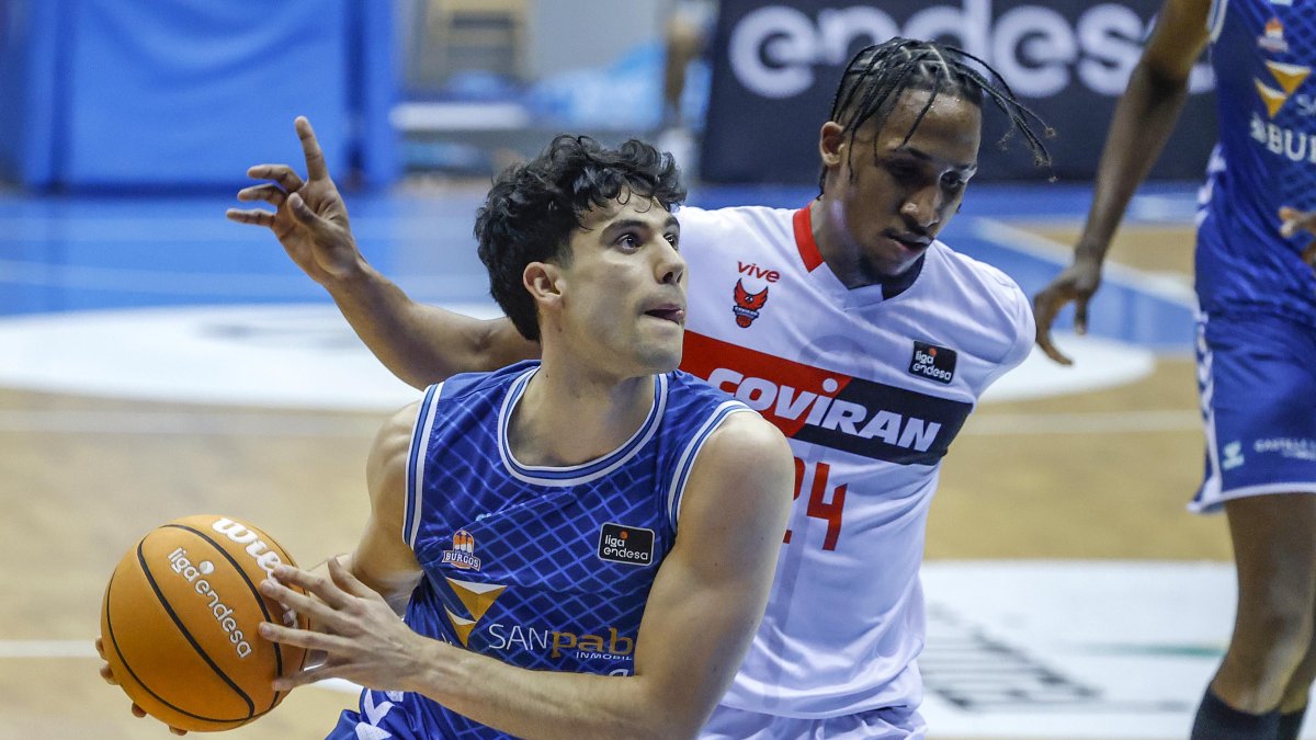 Corbalán, durante el partido contra Granada.