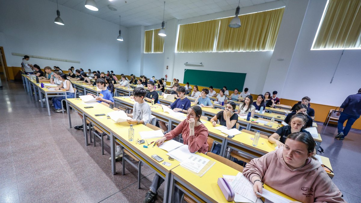 Imagen de alumnos en las pruebas de acceso a la universidad.