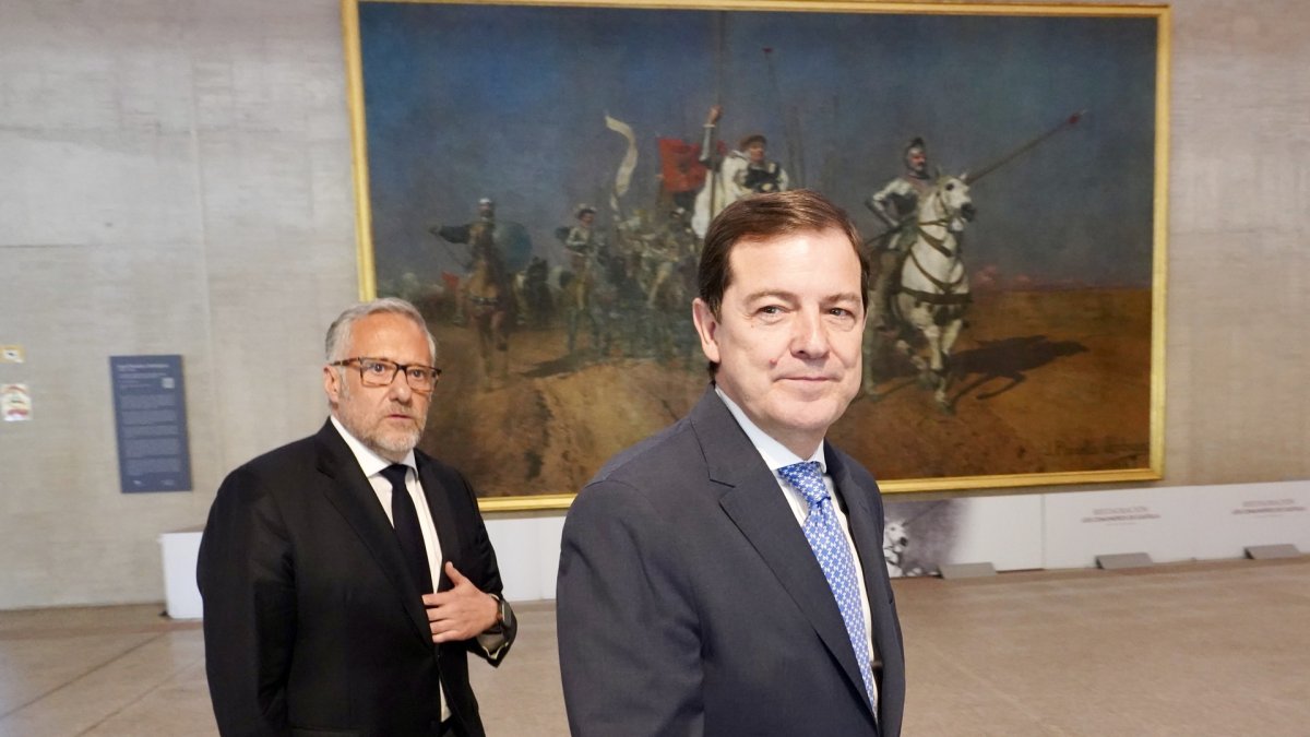El presidente del Partido Popular de Castilla y León, Alfonso Fernández Mañueco, y el portavoz de Vox, Carlos Pollán, informan sobre el acuerdo de gobierno entre las dos formaciones políticas.
