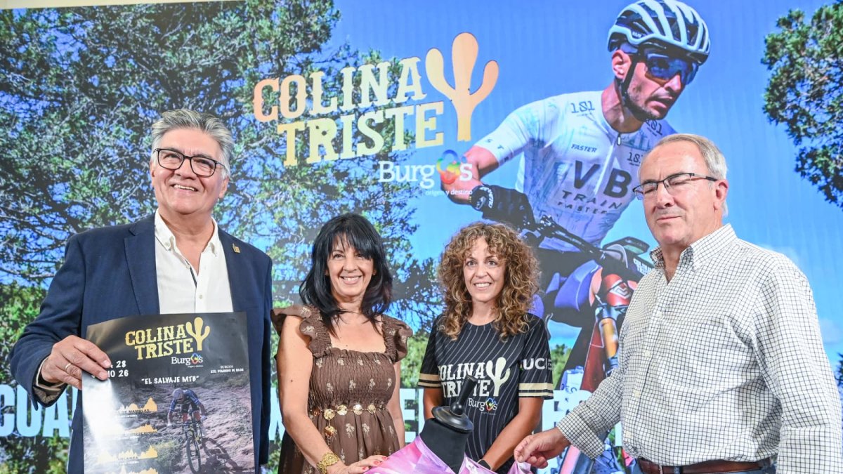 Emeterio Martín, alcalde de Santo Domingo de Silos, Inmaculada Sierra, Yolanda Martin y Ángel Carretón.