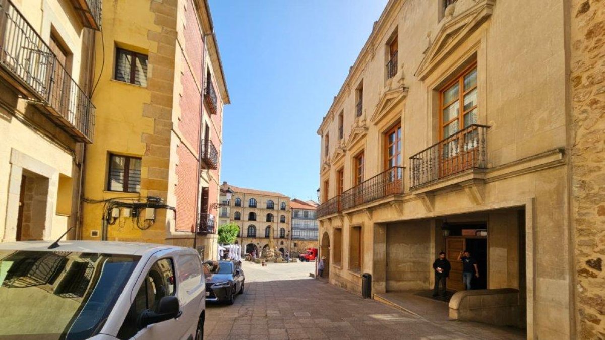 La Guardia Civil registra el Ayuntamiento de Soria