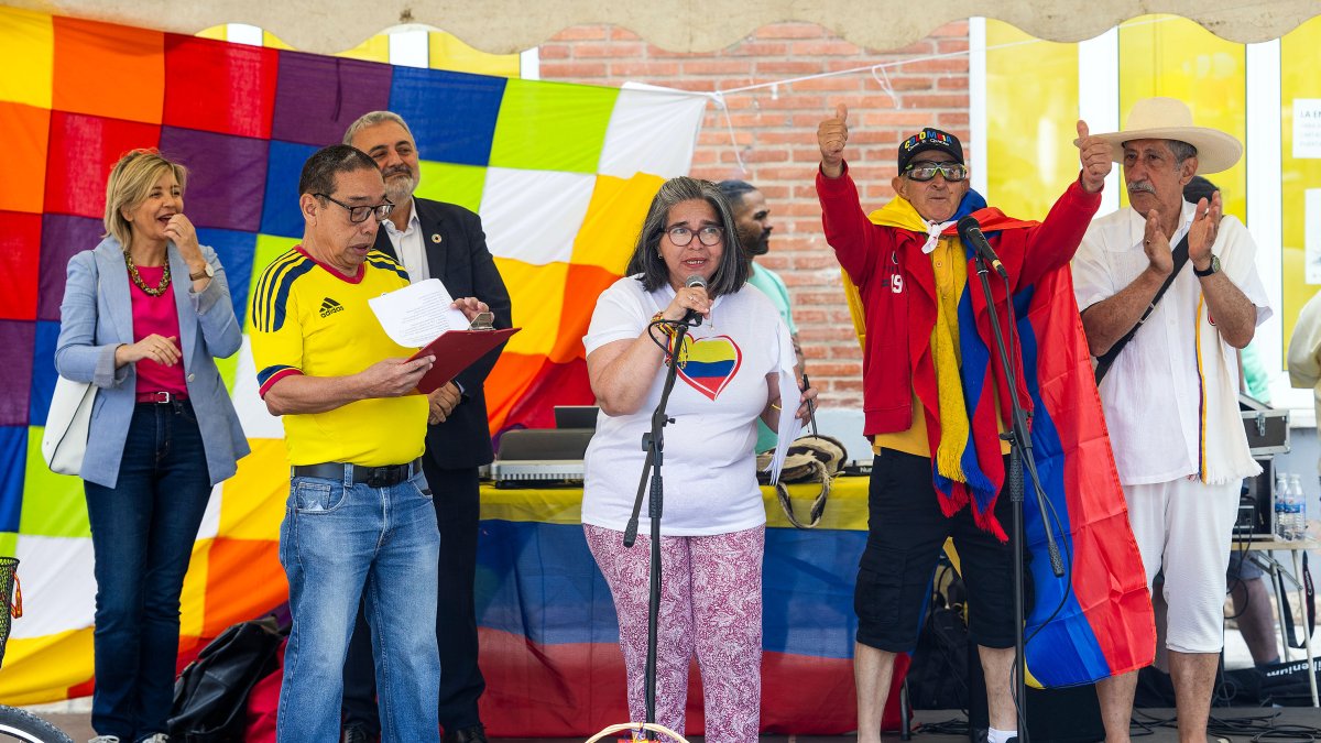 La presidenta de Soy Colombia, Magnolia Sánchez, durante la primera Fiesta de la Colombianidad en Burgos.