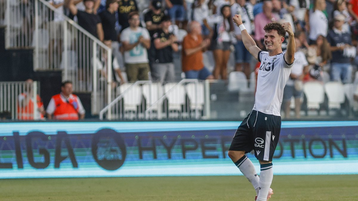 David González celebra el gol de la victoria.