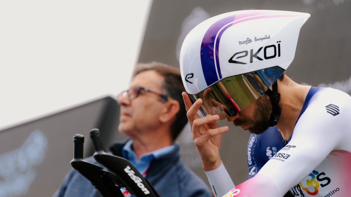 Jesús Herrada se despide del ciclismo profesional vistiendo los colores del Burgos Burpellet BH.