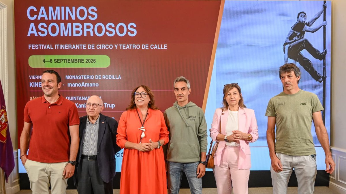 'Caminos Asombrosos' llena de teatro de calle y circo estos pequeños pueblos de Burgos