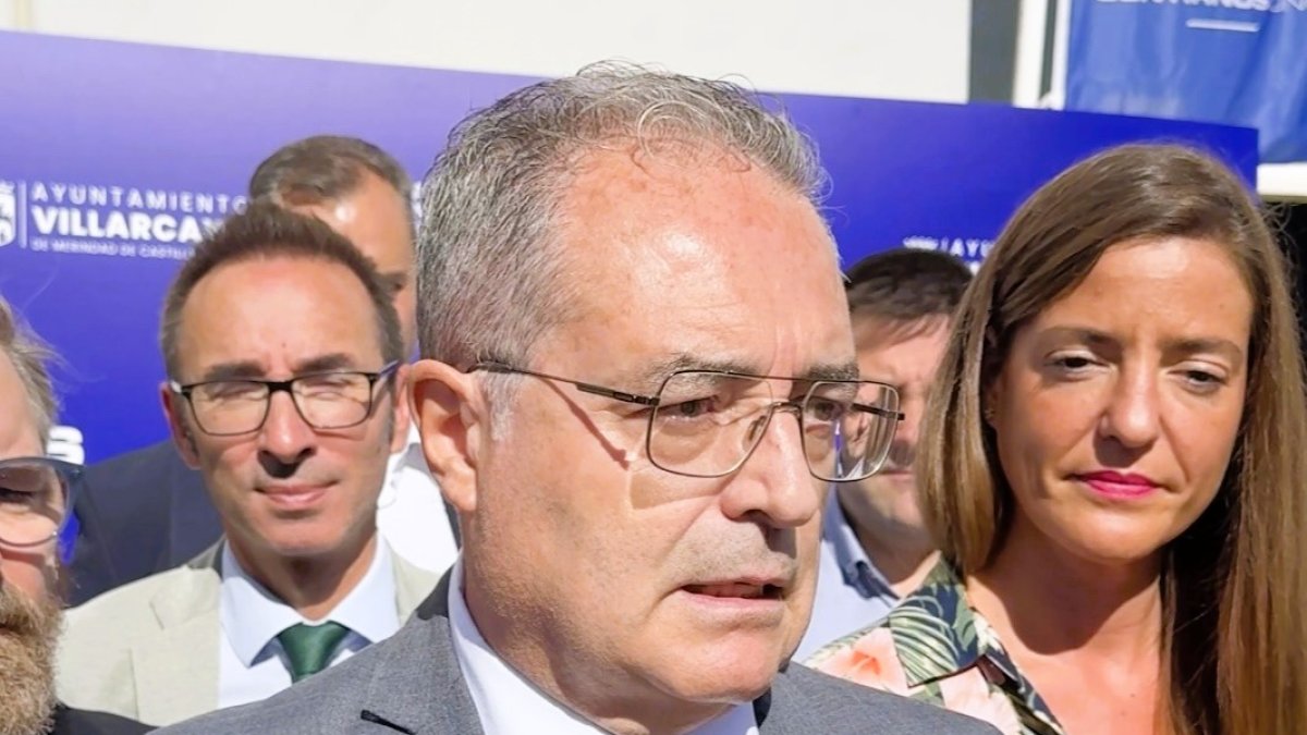 El portavoz de VOX, en la Diputación Provincial, Ángel Martín.