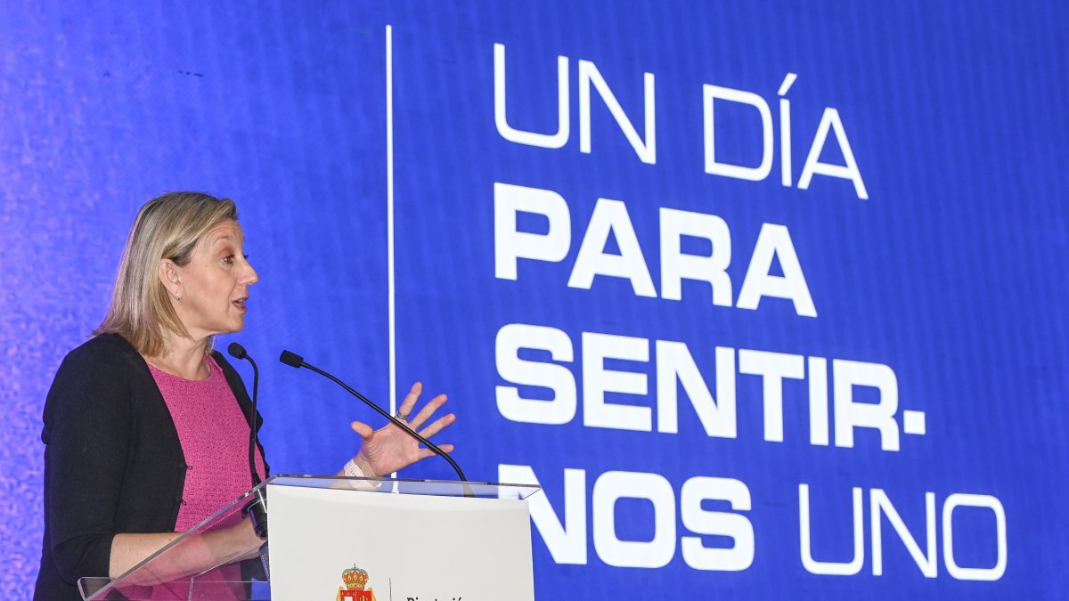 La vicepresidenta de la Junta, Isabel Blanco, durante su intervención en el Día de la Provincia de Burgos en Villarcayo.