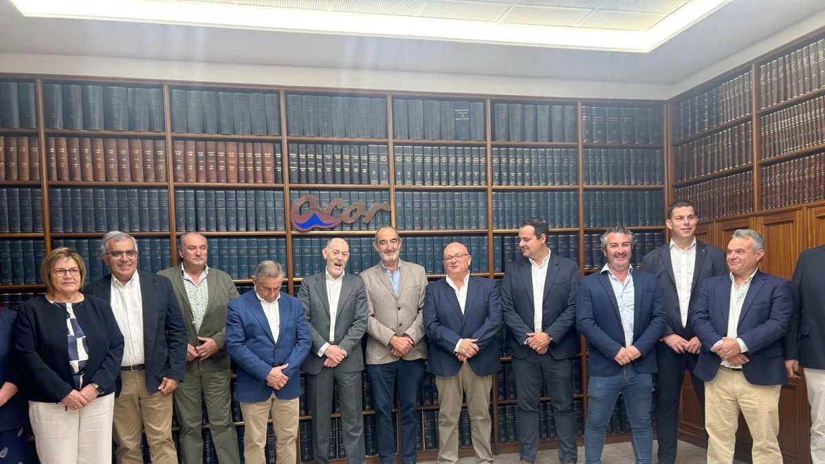 Integrantes del Consejo Rector de ACOR posa tras formular las cuentas del ejercicio de la campaña 2025/2026.