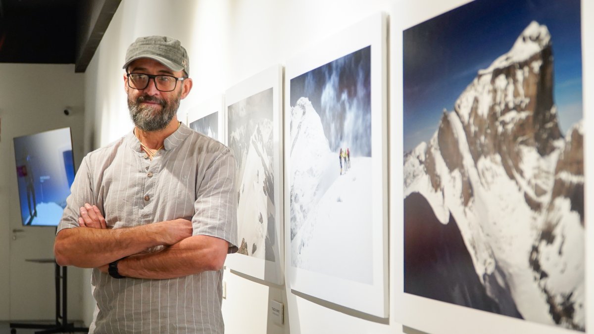 Luis Miguel Soriano trae a Burgos su exposición 'Luces y sombras de montaña'.