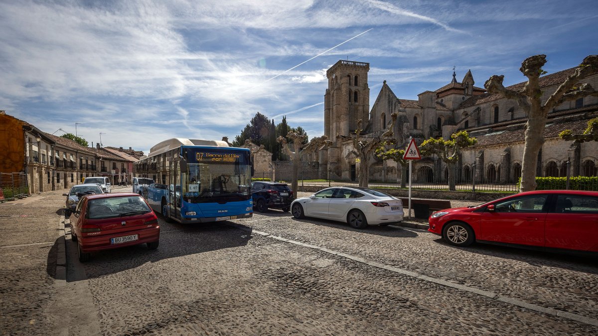 Cambios en varias líneas de autobús por las obras de mejora de la calle Alfonso VIII