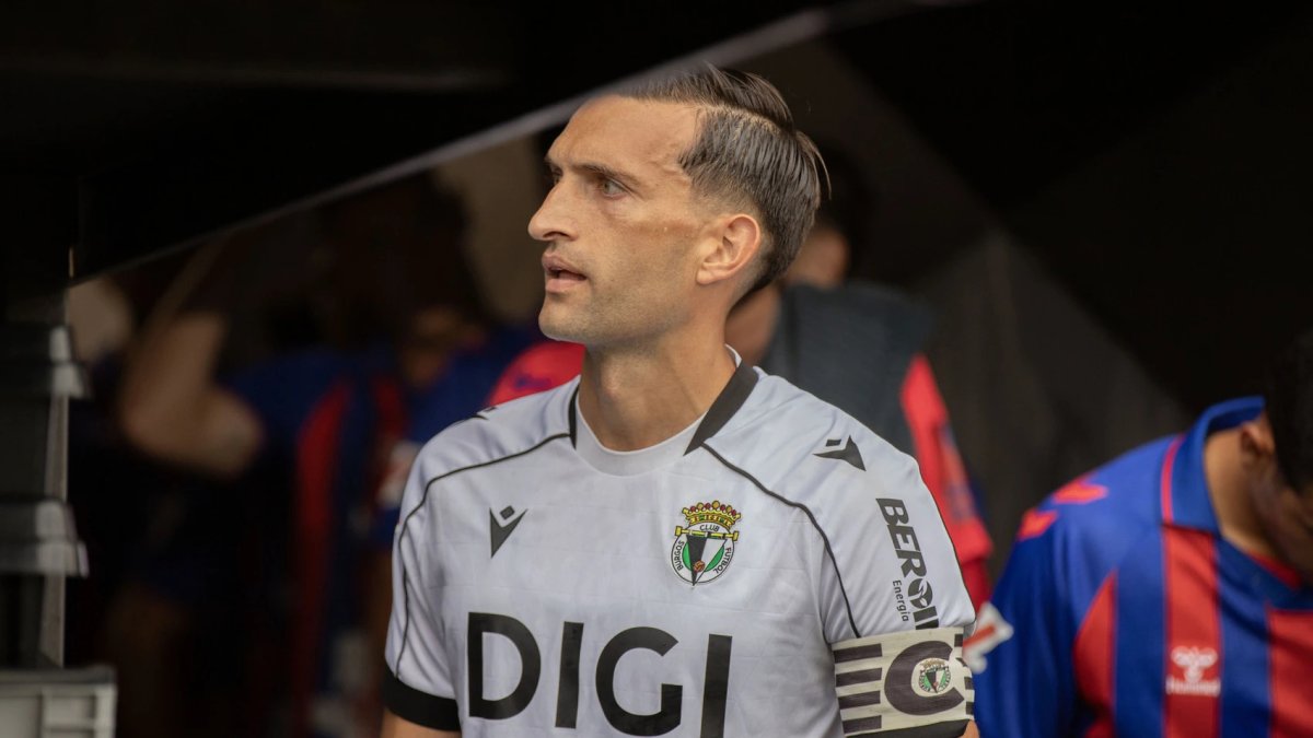 Grego Sierra cumple su sexta temporada en el Burgos CF.