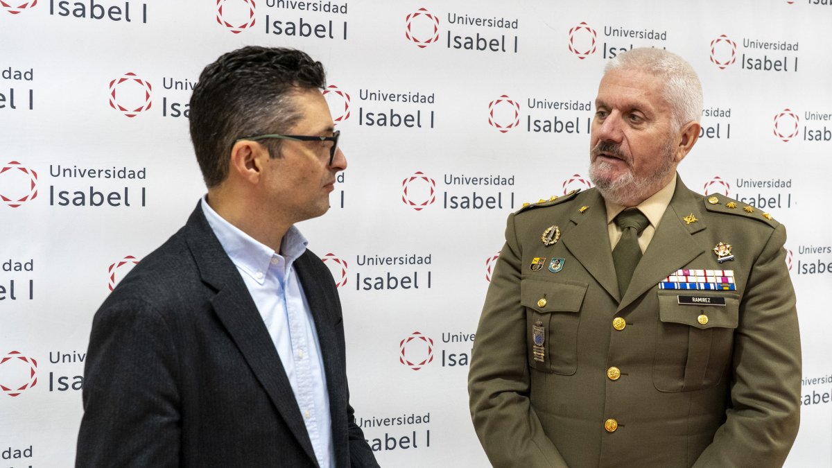 Reinaldo Bastida y Francisco de Asís Ramírez, en la presentación del congreso.