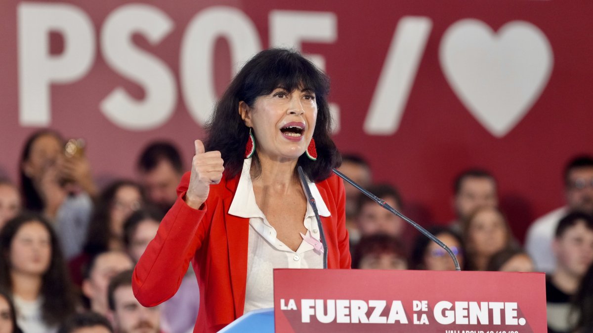 La ministra de Igualdad, Ana Redondo, durante un acto político de precampaña, en la Cúpula del Milenio, a 19 de octubre de 2026, en Valladolid, Castilla y León (España).