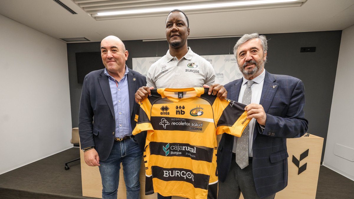 Manuel Vadillo, Mchepisa Tjeriko y Tomás Fisac.