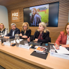 Representantes de FAE, Coca Cola, el Observatorio del Emprendimiento en España y la emprendedora rural Máxima Crespo han presentado el estudio.