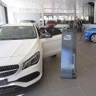 Interior de un concesionario de la capital burgalesa.