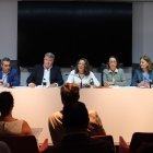 La consejera de Agricultura se reunió en Roca con las denominaciones de origen del vino de Castilla y León.