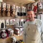 El Bazar Acebes es uno de los 92 comercios que ha participado en la última edición de los Bonos de Consumo arandinos