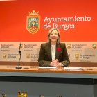 La edil socialista Sonia Rodríguez valoró en rueda de prensa la liquidación de las cuentas municipales de 2025 presentada en la comisión de Hacienda.