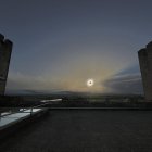 Recreación del eclipse desde la terraza del Alcázar de Medina.