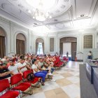 Reunión para la apertura de propuestas que concurren a las parcelas de la Feria de Atracciones en el polígono docente de Burgos a la que asistieron los feriantes.