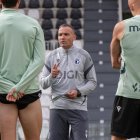 Sergio Francisco durante el entrenamiento del viernes, preparando el partido contra el Sanse, a quien quiere derrota en El Plantío.