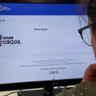 Tres horas después de abrirse la aplicación de Bonos Burgos, la cola de espera superaba los 24.000 usuarios.
