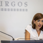 Nuria Barrio, portavoz del equipo de Gobierno, ayer en rueda de prensa. SANTI OTERO