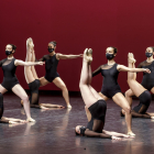 Participantes en el Certamen nacional de Danza Orbe en una actuación en el Fórum. SANTI OTERO