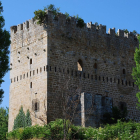 Vista parcial de la Torre de los Velasco en Espinosa de los Monteros. HISPANIA NOSTRA