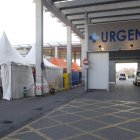 Exterior de la carpa ubicada en el HUBU. ISRAEL L. MURILLO