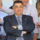 El presidente del Burgos CF, José Luis García, respiró aliviado al término del choque en Linares-Israel L. Murillo