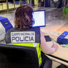 El grupo de investigación de la Brigada Provincial de Extranjería y Fronteras de la Comisaría de Burgos ha desarticulado varios casos vinculados a irregularidades en contrataciones. ECB