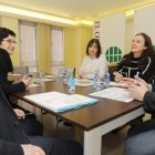 Los cuatro invitados a la mesa de redacción: José María Martínez, Elena Sanz, Marta Pellejero y María José Hernando, en un momento del debate moderado por Ricardo García.-ISRAEL L. MURILLO