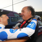 Madrazo y el manager, Julio Andrés Izquierdo, se felicitan.-BURGOS BH