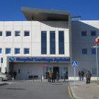 Vista exterior del hospital Santiago Apostol de Miranda de Ebro.-ECB