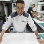 El chef burgalés Ricardo Temiño, propietario del restaurante La Fábrica. SANTI OTERO