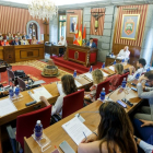 Imagen de archivo de un Pleno municipal en el Ayuntamiento de Burgos. SANTI OTERO