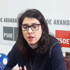 Mar Alcalde se queda sola y se abre una crisis en el PSOE Aranda.-L. VELÁZQUEZ