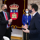 Imagen de la reunión del rector de la UBU con el alcalde de Burgos. TOMÁS ALONSO