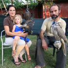 La familia con varias aves durante una estancia en Roma.-ECB