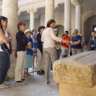 Un grupo de personas visita las instalaciones del Museo de Burgos.-ISRAEL L. MURILLO