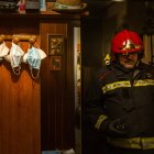 Imagen de un integrante del parque de Bomberos de Aranda. PACO SANTAMARÍA