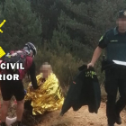 La Guardia Civil asiste a una peregrina de 60 años tras caerse de su bicicleta en el Camino de Santiago a su paso por Burgos. GUARDIA CIVIL