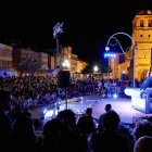 Aguilar de Campoo, completamente abarrotado, durante un espectáculo de ARCA. GERARDO SANZ