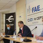 Un momento de la firma del convenio entre Fundación Lesmes, FAE e Ibercaja. ECB